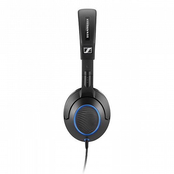 HD 221