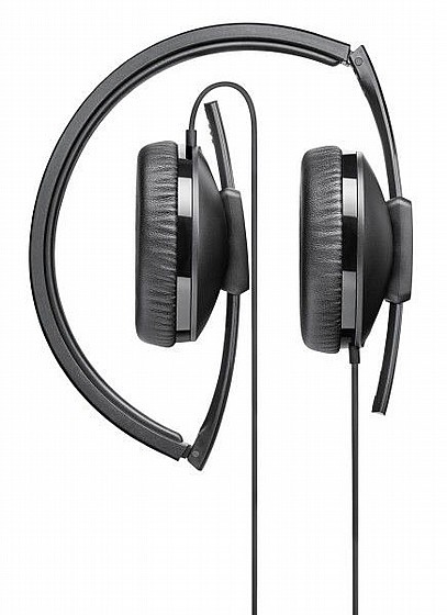 HD 100